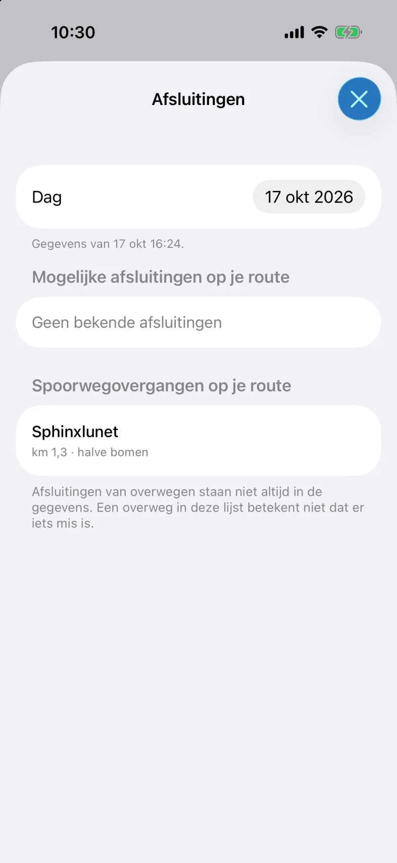 Het blad Afsluitingen met bovenaan de dag, onder Mogelijke afsluitingen op je route de melding Geen bekende afsluitingen, en daaronder Spoorwegovergangen op je route met één overweg.